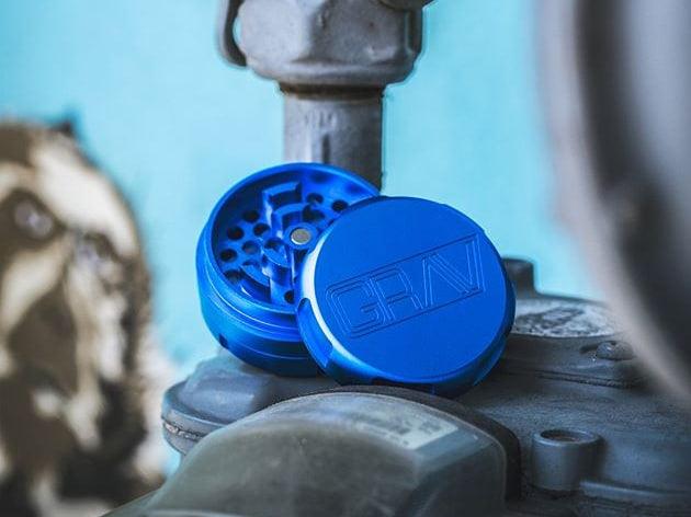 Hand Pipes & Grinders - GRAV®